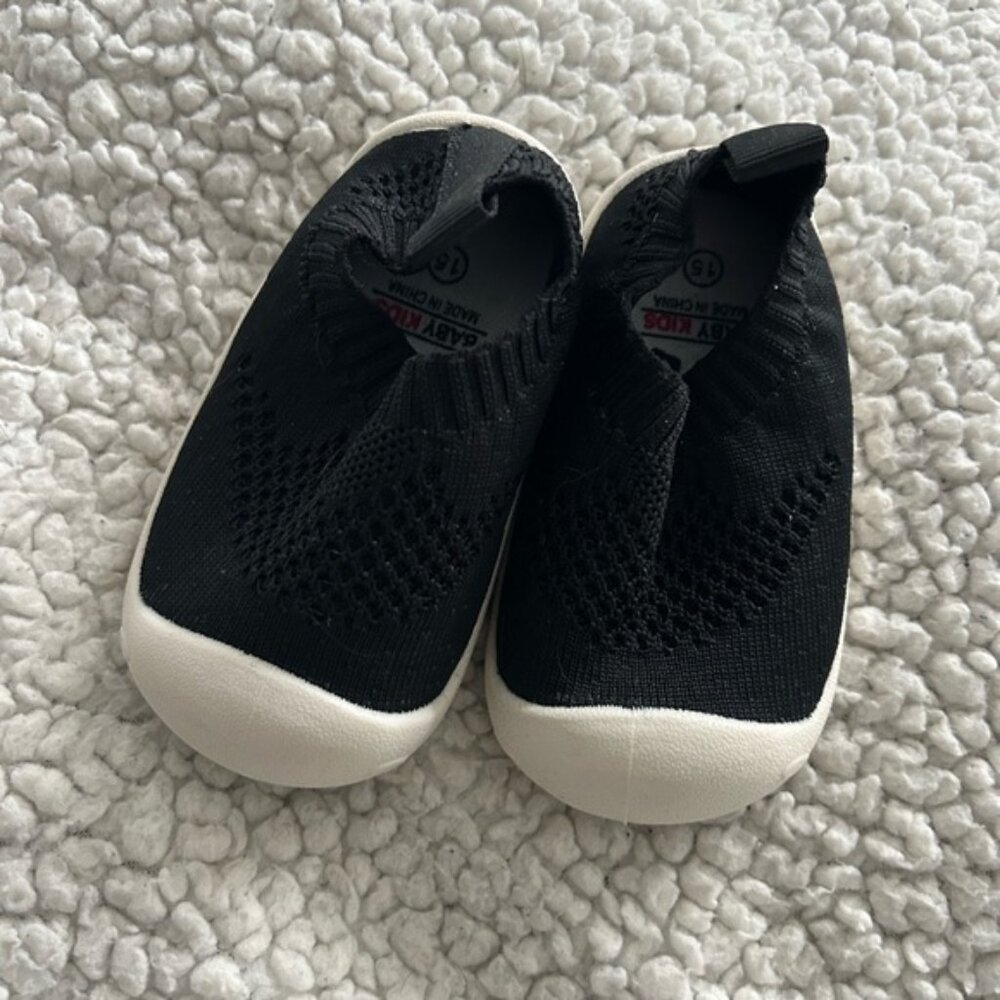 Black toddler shows NEW